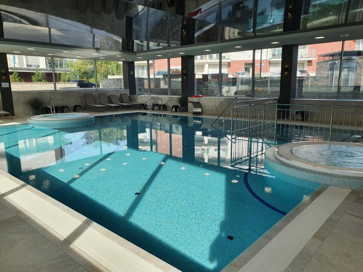 Apartament Szafir W Budynku Basenowym Morska Klifowa Rewal Luaran gambar